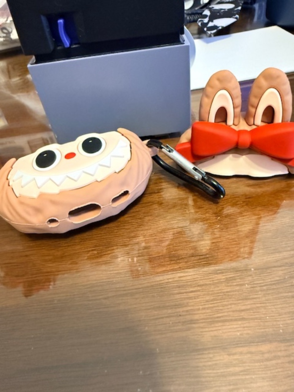 Labubu airpod case cover (pick your color) - Picture 6 of 6